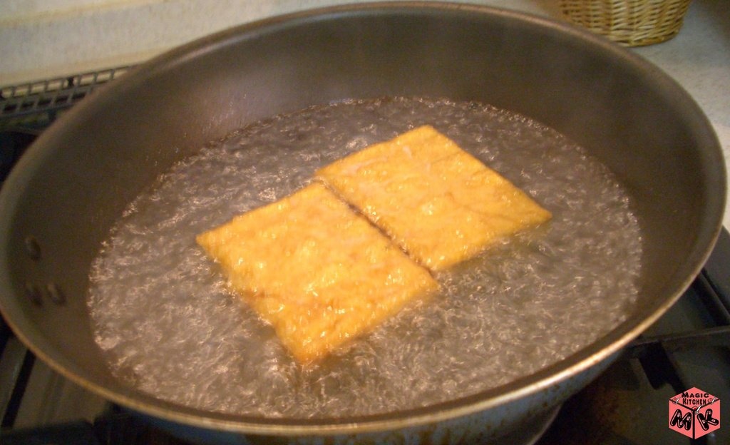 おでん 厚揚げの下ごしらえ